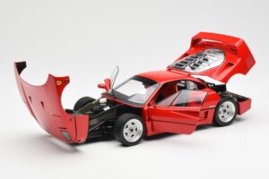 Ferrari F40 Rouge Kyosho 1:18 08416R2 Métal — image 2 sur 10