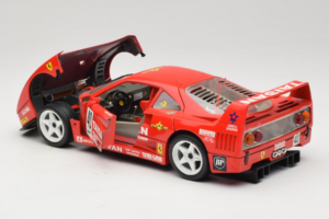 Ferrari F40 #40 T. Ohta / A. Reid Taisan Rouge 1987 Bburago 1:18 3022-T1 Métal — image 5 sur 8