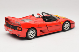Ferrari F50 Cabriolet 50 Jahre Ferrari 24 Jahre Bburago FMC Rouge Bburago 1:18 3352-P1 Métal — image 3 sur 8