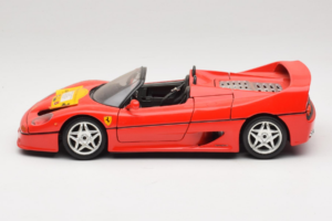 Ferrari F50 Cabriolet 50 Jahre Ferrari 24 Jahre Bburago FMC Rouge Bburago 1:18 3352-P1 Métal — image 4 sur 8