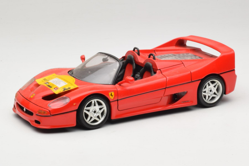 Ferrari F50 Cabriolet 50 Jahre Ferrari 24 Jahre Bburago FMC Rouge Bburago 1:18 3352-P1 Métal