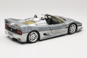Ferrari F50 Cabriolet Chrome Silver Édition Limitée Hot Wheels 1:18 25741 Métal — image 3 sur 8