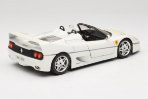 Ferrari F50 Cabriolet Blanc Bburago 1:18 3352-W1 Métal — image 3 sur 8