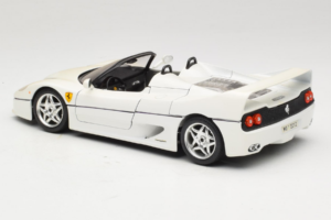 Ferrari F50 Cabriolet Blanc Bburago 1:18 3352-W1 Métal — image 7 sur 8