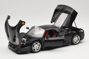 Ferrari F50 Coupé Noir Bburago 1:18 3372-B1 Métal — image 2 sur 8