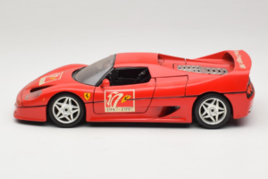 Ferrari F50 Coupé #50 50 Jahre Ferrari Rouge Bburago 1:18 3352-P2 Métal — image 4 sur 8