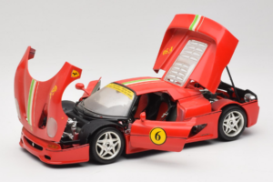 Ferrari F50 Coupé #6 Rouge avec Drapeau Italien Bburago 1:18 3382-P1 Métal — image 2 sur 8