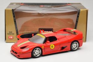 Ferrari F50 Coupé #6 Rouge avec Drapeau Italien Bburago 1:18 3382-P1 Métal — image 8 sur 8