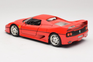 Ferrari F50 Coupe Rouge Bburago 1:18 3382 Métal — image 7 sur 8