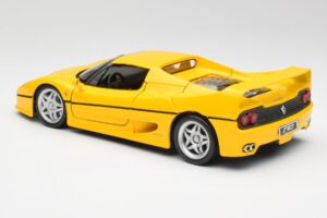Ferrari F50 Giallo Modena Maisto 1:18 F50001 Métal — image 7 sur 8