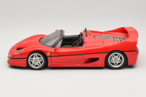 Ferrari F50 Spider Rouge Shell Maisto 1:18 3076-M1 Métal — image 4 sur 8