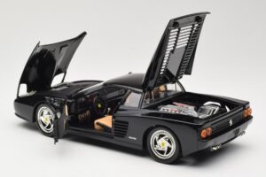 Ferrari F512M Noir Hot Wheels 1:18 23922 Métal — image 5 sur 8