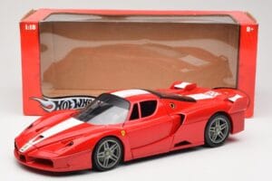 Ferrari FXX Rouge Hot Wheels 1:18 310801 Métal — image 8 sur 8