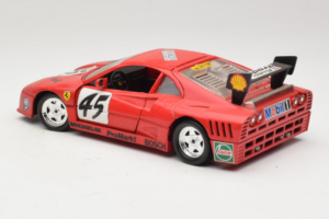Ferrari 288 GTO Evoluzione #45 Rouge Revell 1:18 48820 Métal — image 7 sur 8