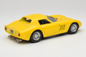 Ferrari 250 GTO Jaune Guiloy 1:18 67525 Métal — image 3 sur 8
