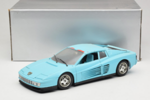 Ferrari Testarossa Borsenmodell 1997 Edition Limitée Bleu Bburago 1:18 B002 Métal — image 8 sur 8