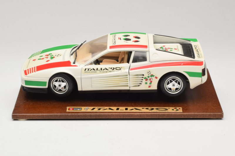 Ferrari Testarossa Italia 90 Blanc Bburago 1:18 3059-W1 Métal