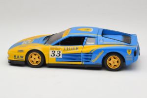 Ferrari Testarossa Bburago 1:18 7019 Métal — image 4 sur 8