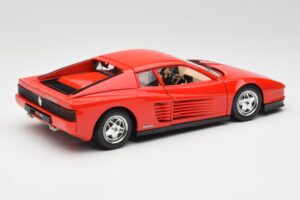 Ferrari Testarossa Rouge Bburago 1:18 3019 Métal — image 3 sur 8