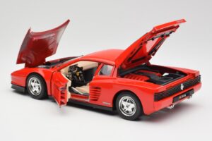 Ferrari Testarossa Rouge Bburago 1:18 3019 Métal — image 5 sur 8
