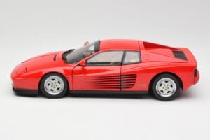 Ferrari Testarossa Rouge Kyosho 1:18 08422R Métal — image 4 sur 8