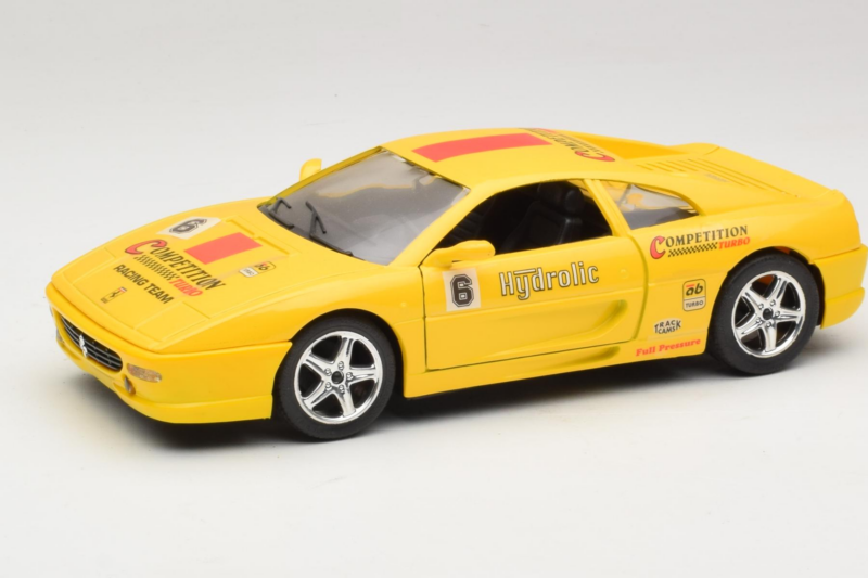 Ferrari F355 Berlinetta Jaune Course Solido 1:18 9009-Y1 Métal