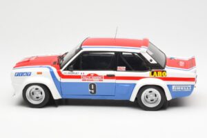 Fiat 131 Abarth Fiat France #9 J-C. Andruet / C. Delferrier Winner Rally Sanremo 1977 Kyosho 1:18 08375A Métal — image 4 sur 8