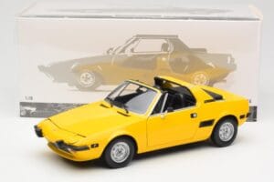 Fiat X1/9 Jaune Minichamps 1:18 100121664 Métal — image 8 sur 8