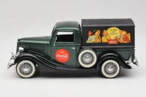 Ford Bache Coca-Cola Solido 1:18 9513 Métal — image 4 sur 8