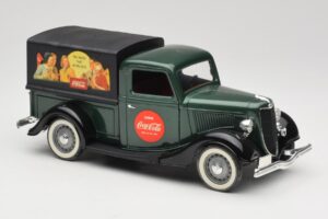 Ford Bache Coca-Cola Solido 1:18 9513 Métal — image 6 sur 8