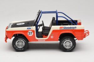 Ford Bronco Baja #37 1966 GreenLight 1:18 19037 Métal — image 3 sur 6