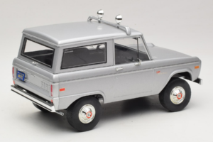 Ford Bronco Speed Movie GreenLight 1:18 19074 Métal — image 3 sur 7