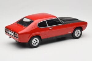 Ford Capri Mk1 RS 2600 Rouge avec Capot Noir MCG 1:18 MCG18538 Métal — image 2 sur 6