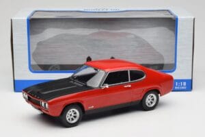 Ford Capri Mk1 RS 2600 Rouge avec Capot Noir MCG 1:18 MCG18538 Métal — image 6 sur 6