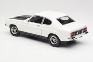 Ford Capri Mk1 RS 2600 Blanc Noir Minichamps 1:18 150089078 Métal — image 7 sur 8