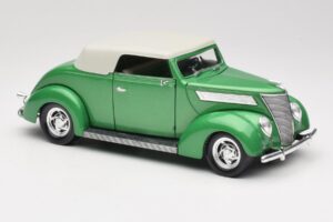 Ford Cabriolet Vert Road Signature 1:18 92239 Métal — image 6 sur 8