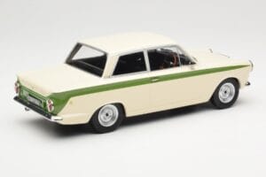 Ford Cortina Lotus White & Green Stripe MCG 1:18 MCG18434 Métal — image 2 sur 6