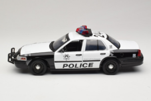 Ford Crown Victoria Police Interceptor The Hangover Movie Greenlight 1:18 12911 Métal — image 3 sur 6