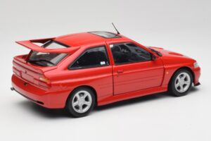 Ford Escort RS Cosworth Radiant Rouge Minichamps 1:18 150089021 Métal — image 3 sur 8