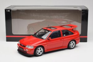 Ford Escort RS Cosworth Radiant Rouge Minichamps 1:18 150089021 Métal — image 8 sur 8