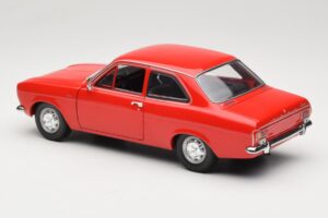 Ford Escort Mk1 Street Rouge Minichamps 1:18 100081001 Métal — image 7 sur 8