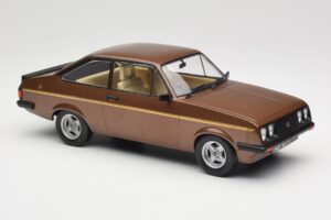 Ford Escort Mk2 RS 2000 Brown Metallic MCG 1:18 MCG18530 Métal — image 4 sur 6