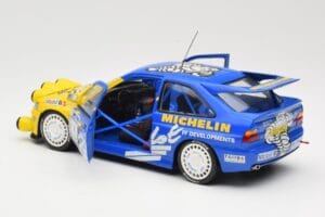 Ford Escort Mk5 RS Cosworth #1 M. Wilson / B. Thomas Michelin Champion 1994 UT Models 1:18 180948291 Métal — image 5 sur 8
