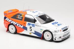 Ford Escort WRC #5 C. Sainz / L. Moya Winner Acropolis Rally 1997 IXO 1:18 18RMC172A Métal — image 4 sur 6