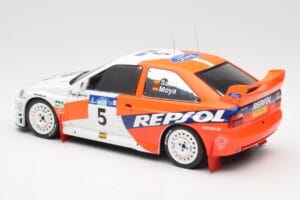 Ford Escort WRC #5 C. Sainz / L. Moya Winner Acropolis Rally 1997 IXO 1:18 18RMC172A Métal — image 5 sur 6