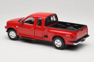 Ford F-150 Flareside SuperCab Rouge Mira 1:18 6217 Métal — image 7 sur 8