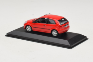 Ford Fiesta Mk5 2-Door Rouge Minichamps 1:43 FIESTA004 Métal — image 3 sur 4