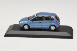 Ford Fiesta Mk5 4-Door Bleu Clair Minichamps 1:43 FIESTA002 Métal