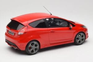 Ford Fiesta ST Mk7 Race Red Otto 1:18 OT1087 Résine — image 2 sur 6