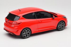 Ford Fiesta Mk8 ST Rouge DNA 1:18 DNA000093 Résine — image 2 sur 6